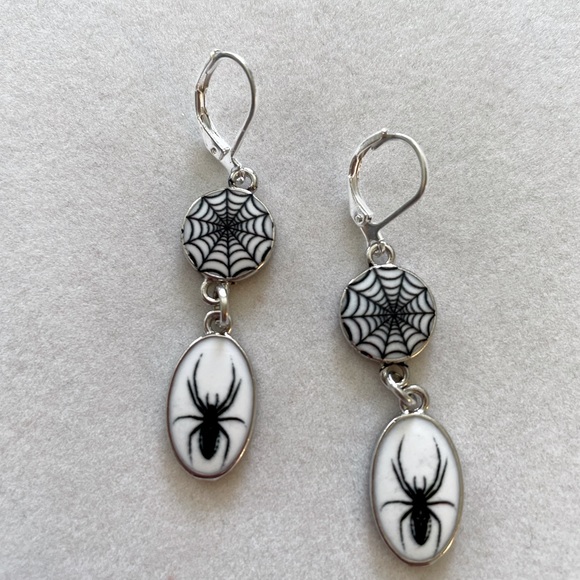 Spider and Web Earrings, NWT